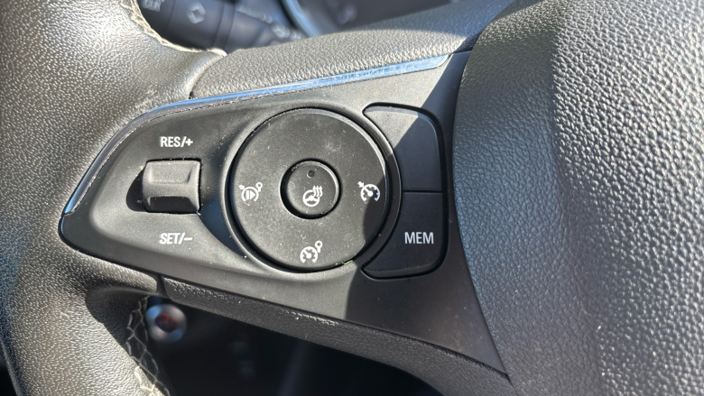 Vauxhall Crossland 1.2 Turbo Ultimate 5dr Petrol Hatchback